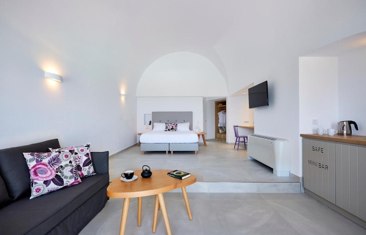 Aperanto Suites Oía Dış mekan fotoğraf